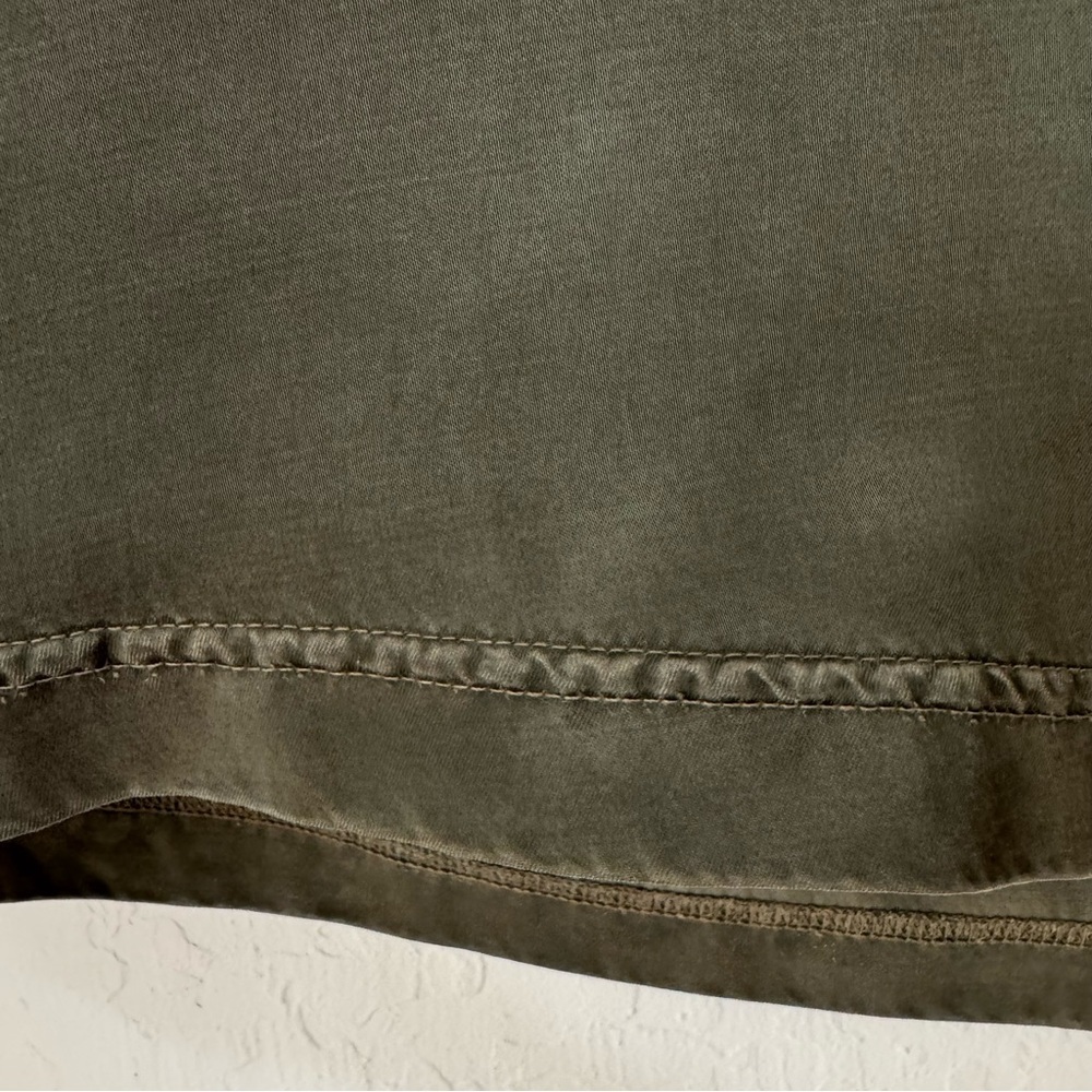 CALI DREAMING James Tee In Olive V-Neck Loose Fit Oversized Cupro Size Small - Picture 11 of 12